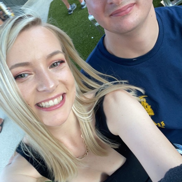 Meet your Posher, Sarah - Picture 4 of 4